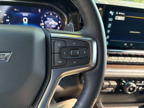 Used 2024 Chevrolet Silverado 1500 LT Trail Boss w/ Convenience Package II image 32