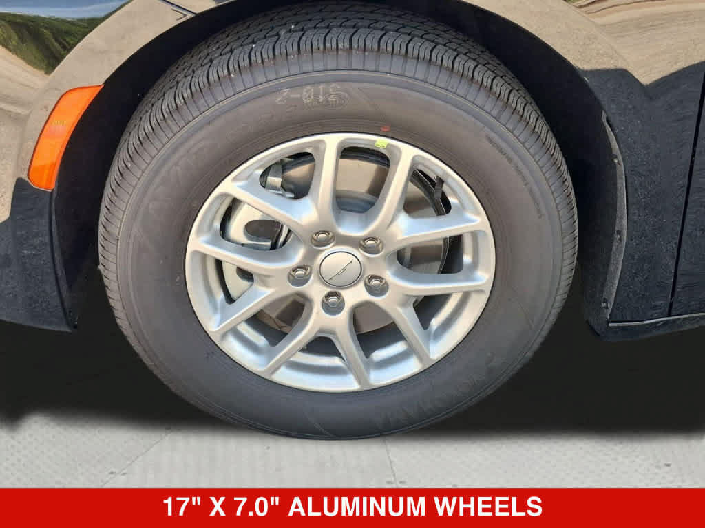New 2027 Chrysler Pacifica Select FWD image 13