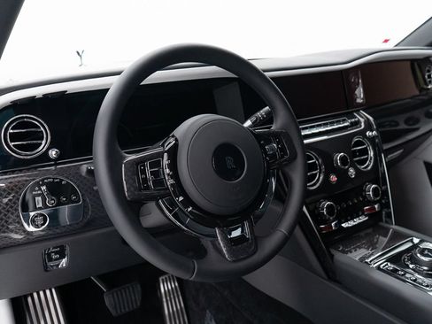 Certified 2026 Rolls-Royce Cullinan Black Badge AWD/4WD image 15