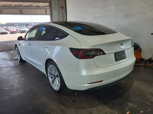 Used 2021 Tesla Model 3 Standard Range Plus RWD image 9