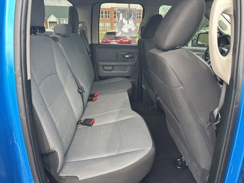 Used 2024 RAM 1500 Classic SLT AWD/4WD image 29