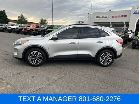 Used 2020 Ford Escape SEL FWD image 3