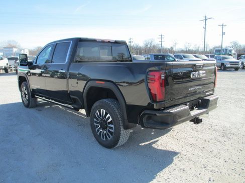 New 2026 GMC Sierra 3500 Denali Ultimate image 8