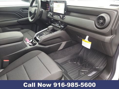 New 2026 Chevrolet Colorado W/T image 32