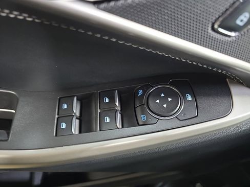 Used 2023 Ford Explorer XLT w/ Equipment Group 202A image 31