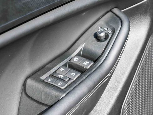 New 2025 Jeep Grand Cherokee Laredo image 30