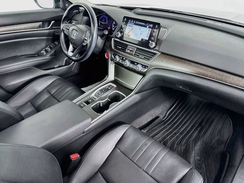 Used 2020 Honda Accord Touring image 36