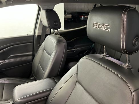 Used 2021 GMC Acadia SLT w/ Elevation Edition AWD/4WD image 17