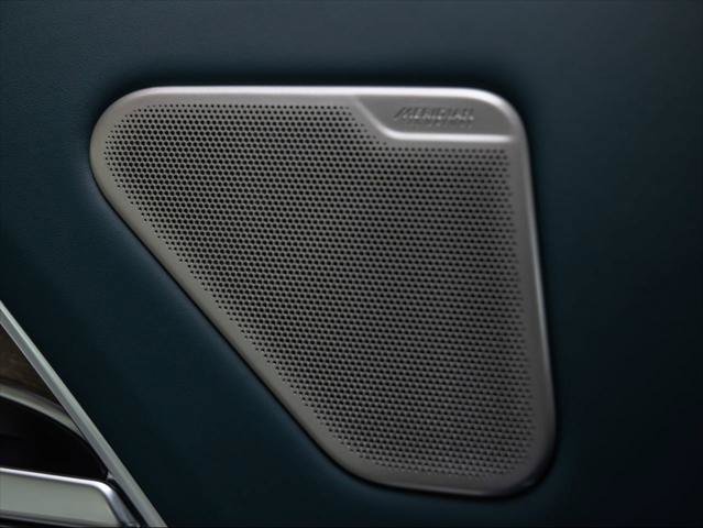New 2026 Land Rover Range Rover SV AWD/4WD image 25