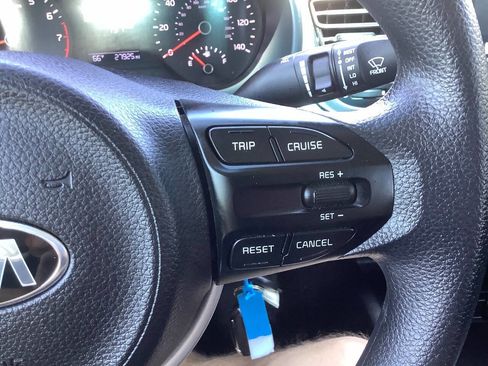 Used 2020 Kia Rio S FWD image 41