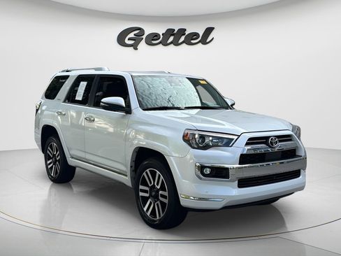 Used 2024 Toyota 4Runner Limited AWD/4WD image 3