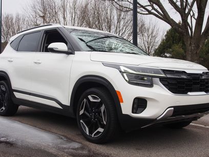 Used 2025 Kia Seltos SX w/ SX Sunroof Package