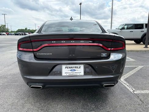 Used 2023 Dodge Charger SXT RWD image 6