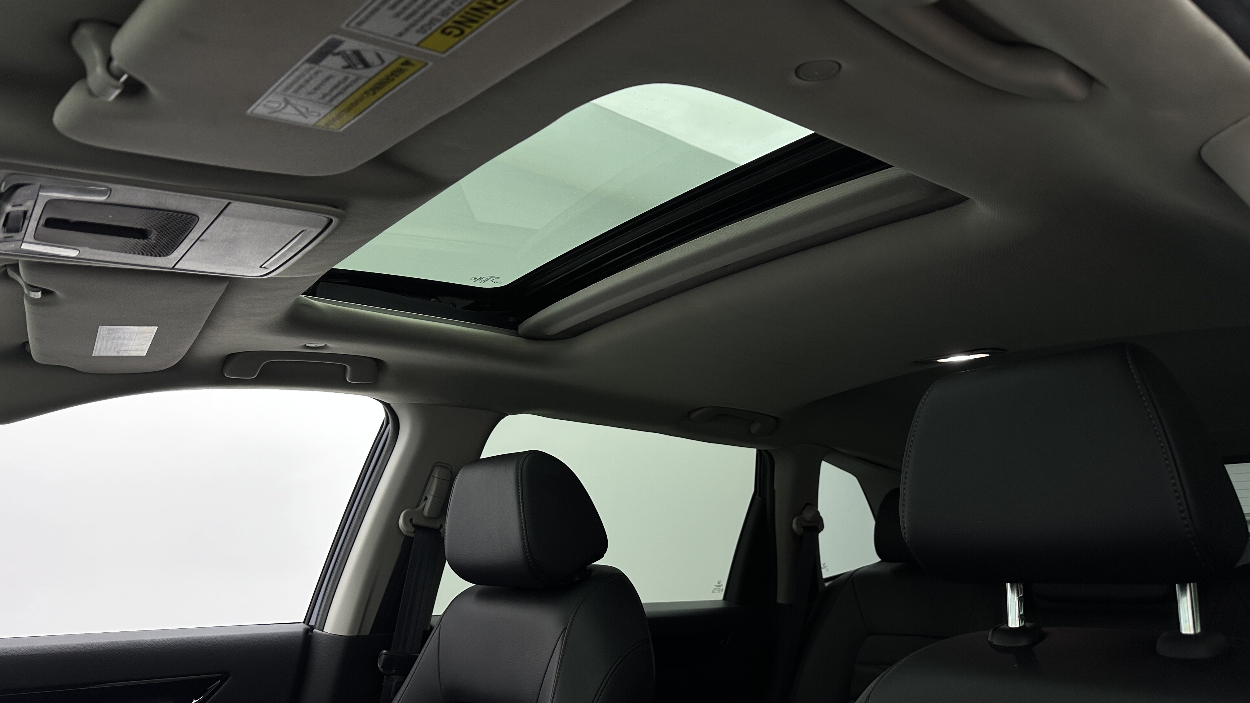Used 2025 Honda CR-V EX-L image 4