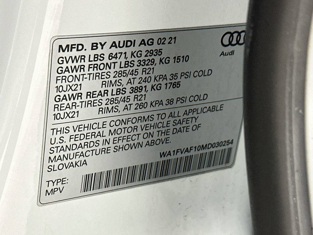 Used 2021 Audi Q8 Prestige w/ Prestige Package AWD/4WD image 27