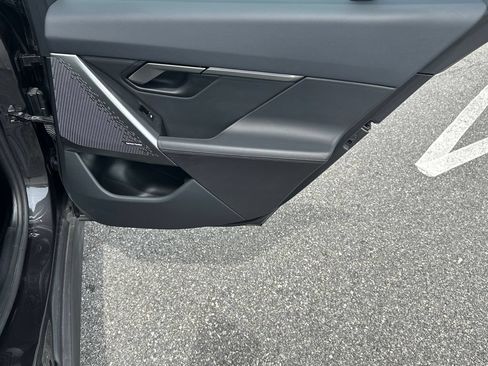 Used 2025 BMW 530i RWD image 16