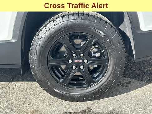 Used 2023 GMC Acadia AT4 w/ LPO, Floor Liner Package AWD/4WD image 9