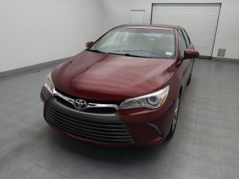 Used 2017 Toyota Camry XLE image 15