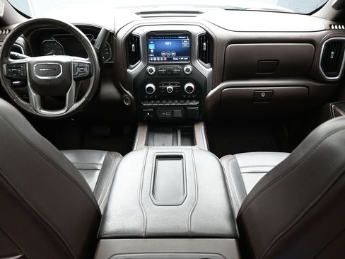 Used 2022 GMC Sierra 1500 Denali w/ Denali Premium Package AWD/4WD image 14