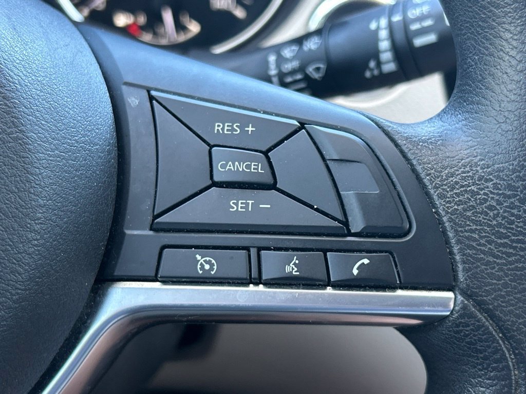 Used 2019 Nissan Rogue Sport SV FWD image 28