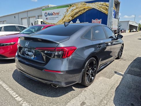 Used 2023 Honda Civic Sport image 5