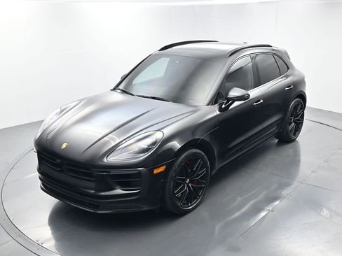 Certified 2024 Porsche Macan GTS AWD/4WD image 34