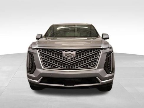 New 2026 Cadillac Escalade Luxury w/ LPO, Radiant Package image 6