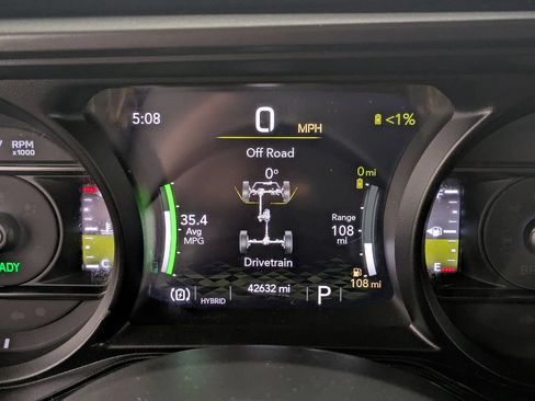 Used 2024 Jeep Wrangler Unlimited AWD/4WD image 25