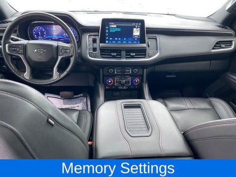 Used 2022 Chevrolet Suburban RST w/ Luxury Package image 6