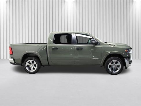 Used 2026 RAM 1500 Big Horn AWD/4WD image 2