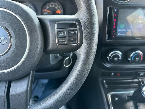 Used 2017 Jeep Compass Sport w/ Power Value Group AWD/4WD image 14