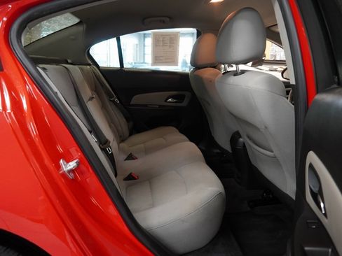 Used 2015 Chevrolet Cruze LT image 22