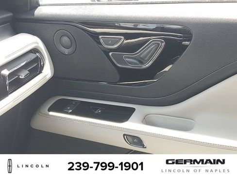 New 2026 Lincoln Aviator 2WD image 27