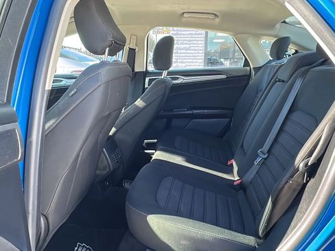 Used 2020 Ford Fusion SE image 13