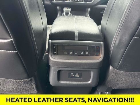 Used 2023 Nissan Pathfinder SL w/ Lighting Package (N92) AWD/4WD image 13