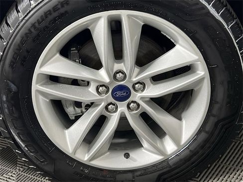 Used 2016 Ford Edge SEL w/ Equipment Group 201A image 16