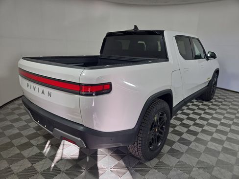Used 2022 Rivian R1T Launch Edition image 5