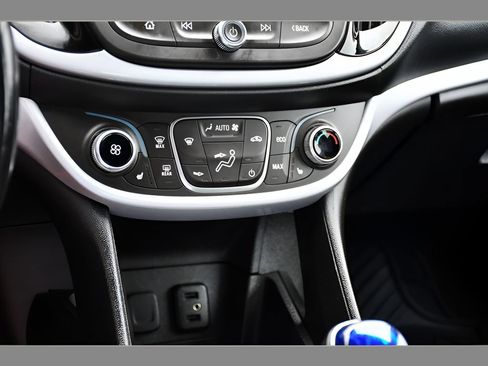 Used 2018 Chevrolet Volt LT w/ LT Driver Confidence Package FWD image 35