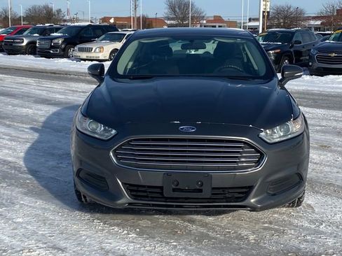 Used 2015 Ford Fusion SE image 11