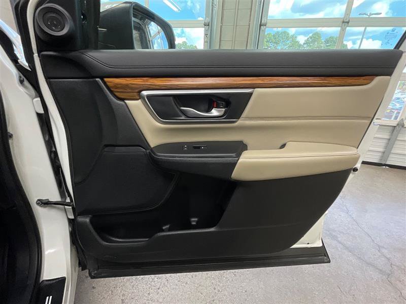 Used 2017 Honda CR-V Touring image 34