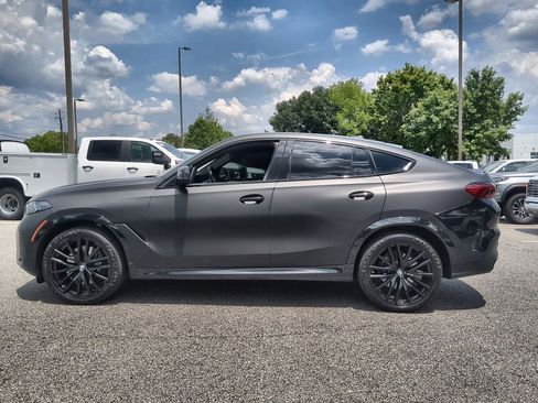 Used 2024 BMW X6 xDrive40i w/ Executive Package AWD/4WD image 5