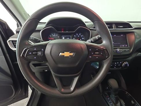 Certified 2023 Chevrolet TrailBlazer LS FWD image 23