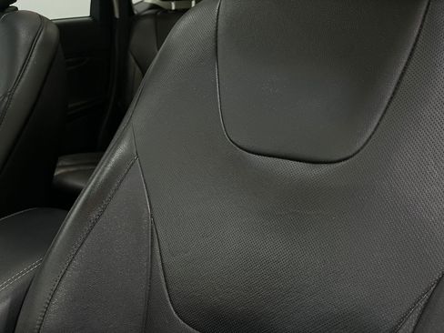 Used 2020 Ford Edge Titanium w/ Equipment Group 301A image 18