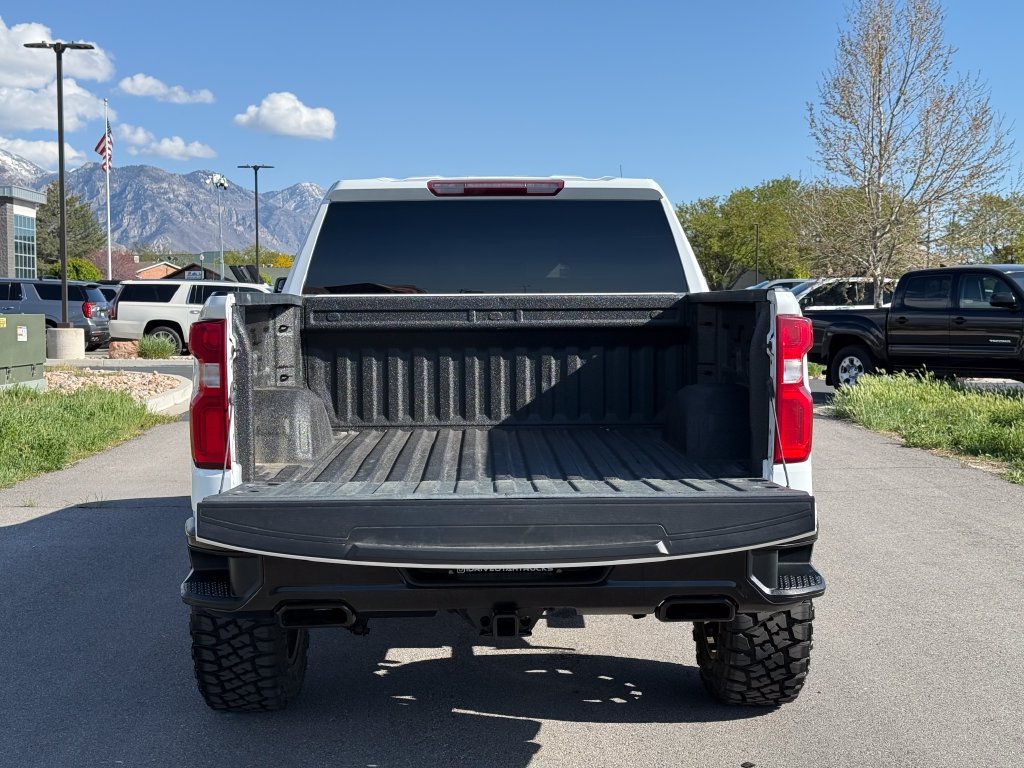 Used 2020 Chevrolet Silverado 1500 Custom Trail Boss w/ Custom Convenience Package AWD/4WD image 12