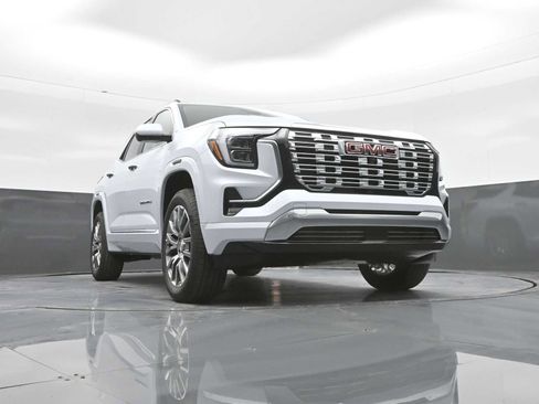 New 2026 GMC Terrain Denali AWD/4WD image 36