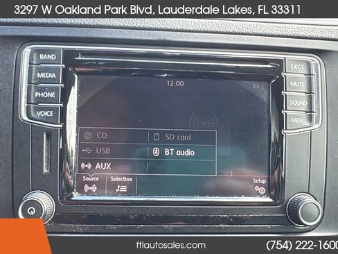 Used 2017 Volkswagen Jetta SE FWD image 53