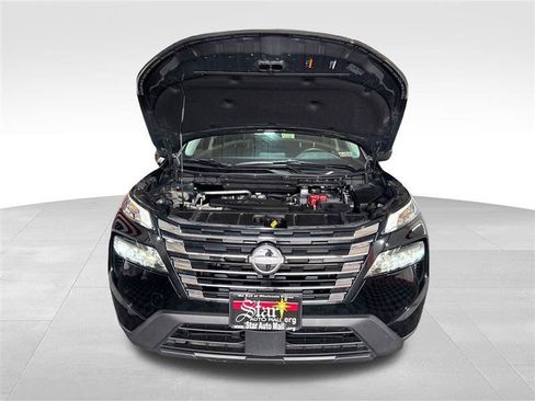 Used 2025 Nissan Rogue S AWD/4WD image 11