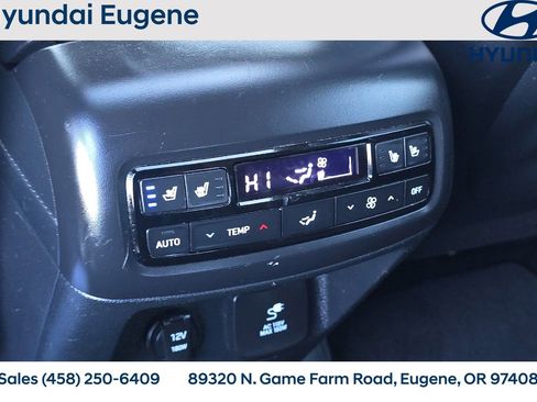 Used 2024 Hyundai Palisade Limited AWD/4WD image 19