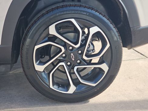 New 2026 Chevrolet Trax RS image 36