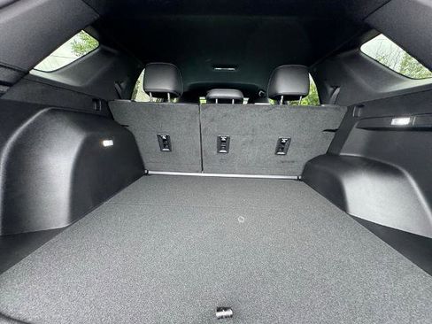 New 2026 Chevrolet Equinox LT w/ Convenience Package II image 35